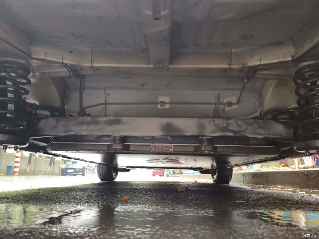 BYD Dolphin, 2022 25