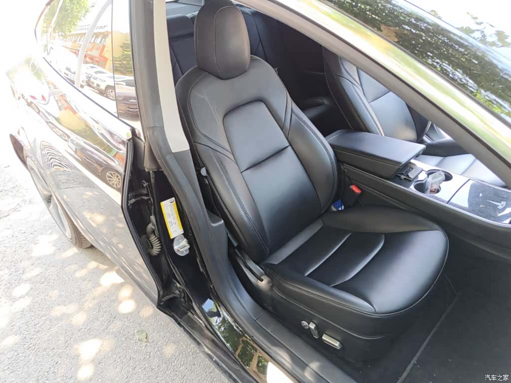 Tesla Model 3, 2020 25