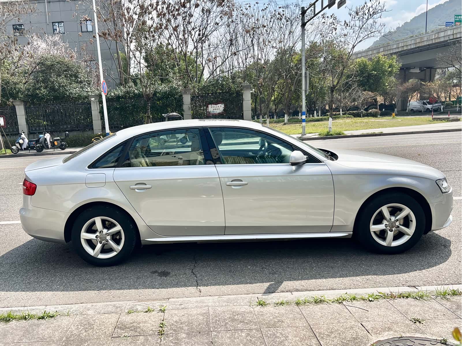 Audi A4L, 2013 6