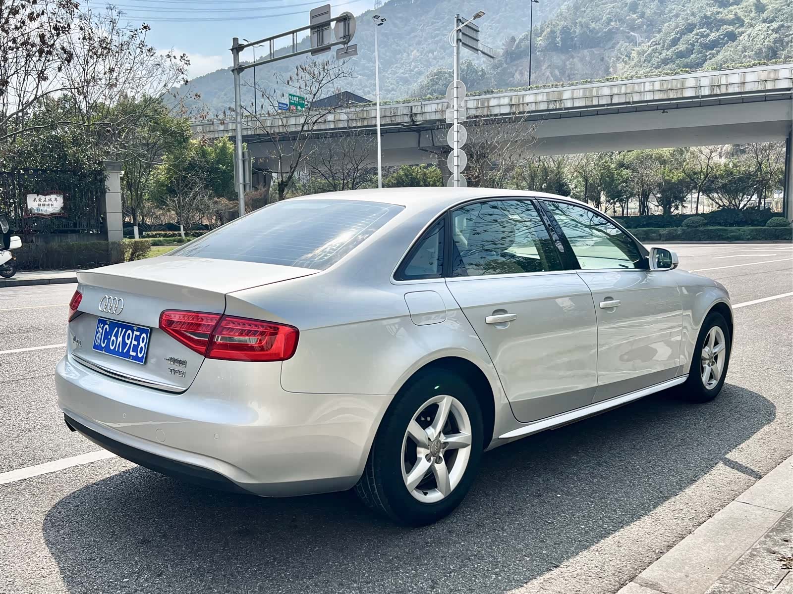 Audi A4L, 2013 7