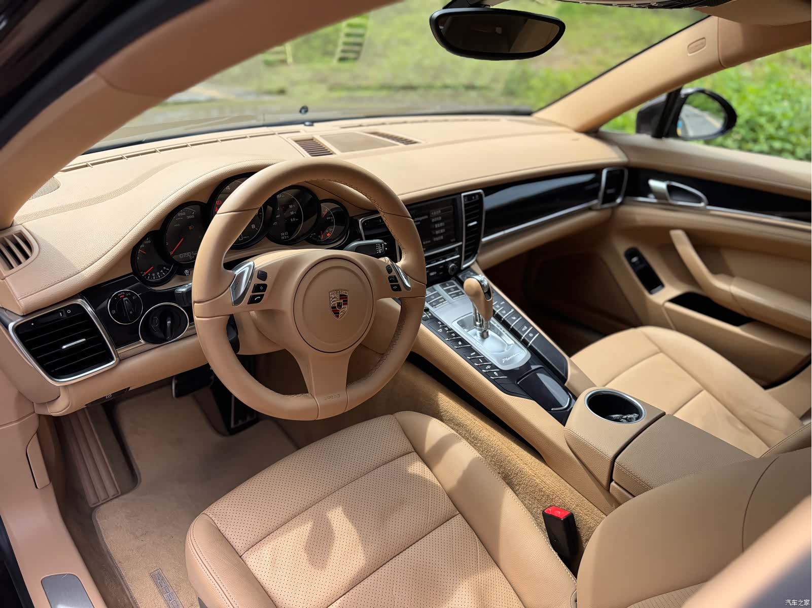 Porsche Panamera, 2012 16