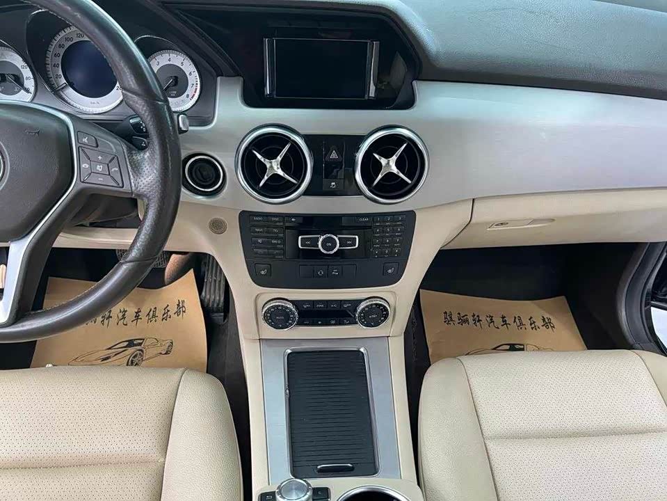 Mercedes-Benz GLK class