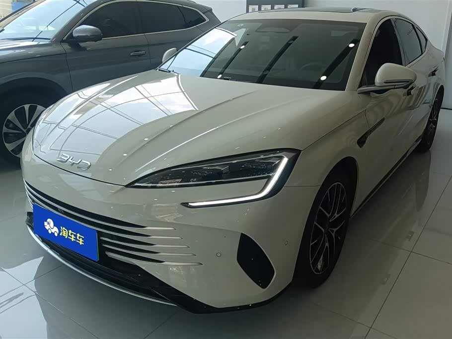 BYD Seal 07 DM-i