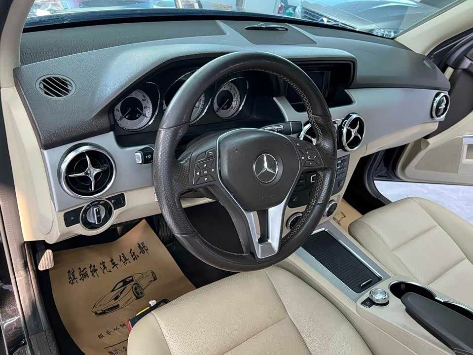 Mercedes-Benz GLK class