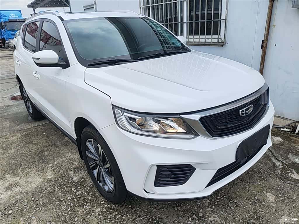 Geely X6, 2020 4