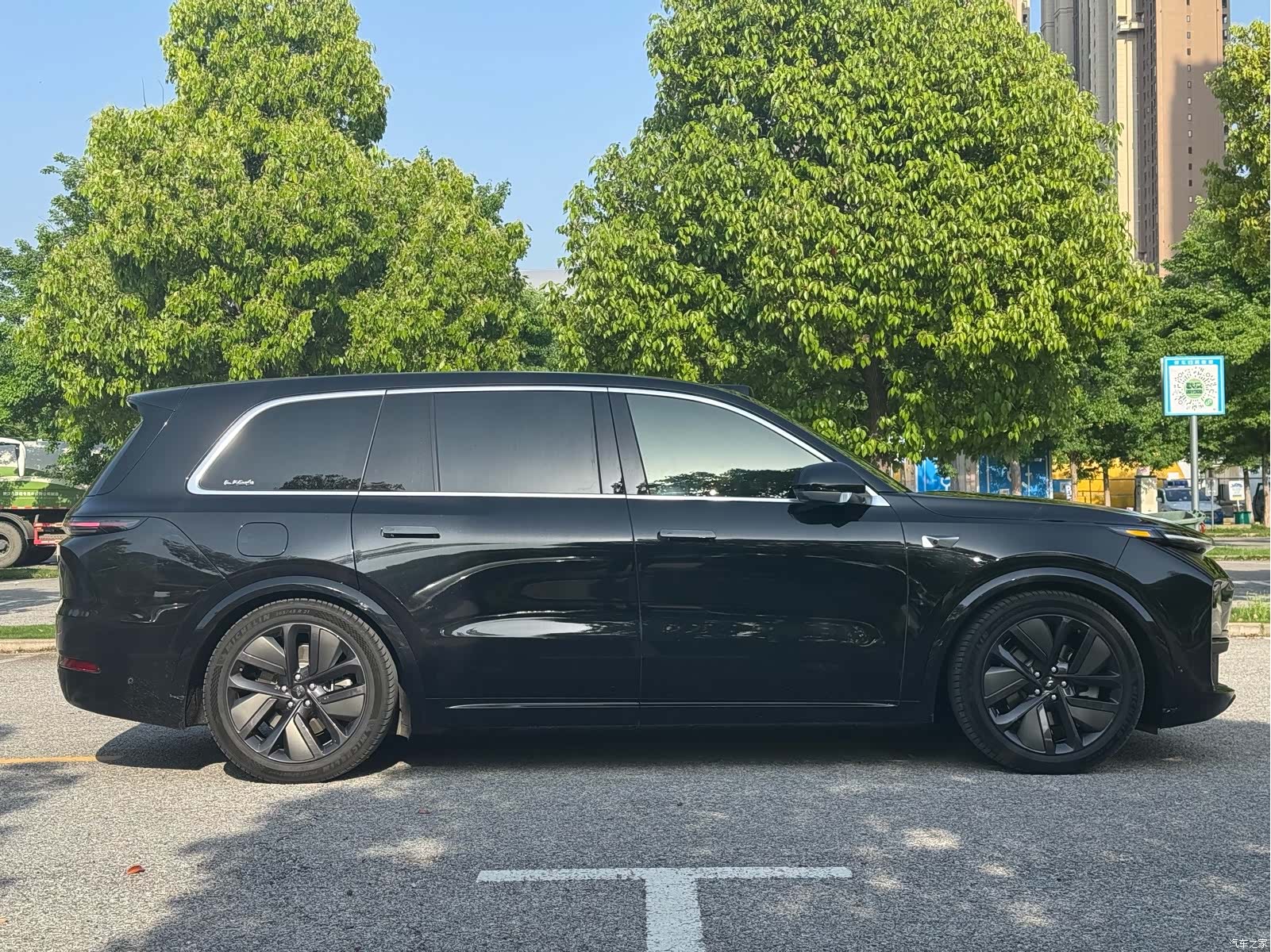 Li Auto L9, 2023 4