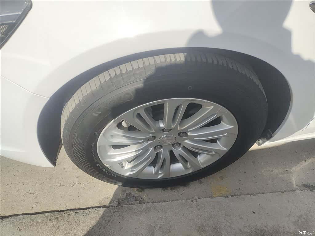 Buick LaCrosse, 2019 25