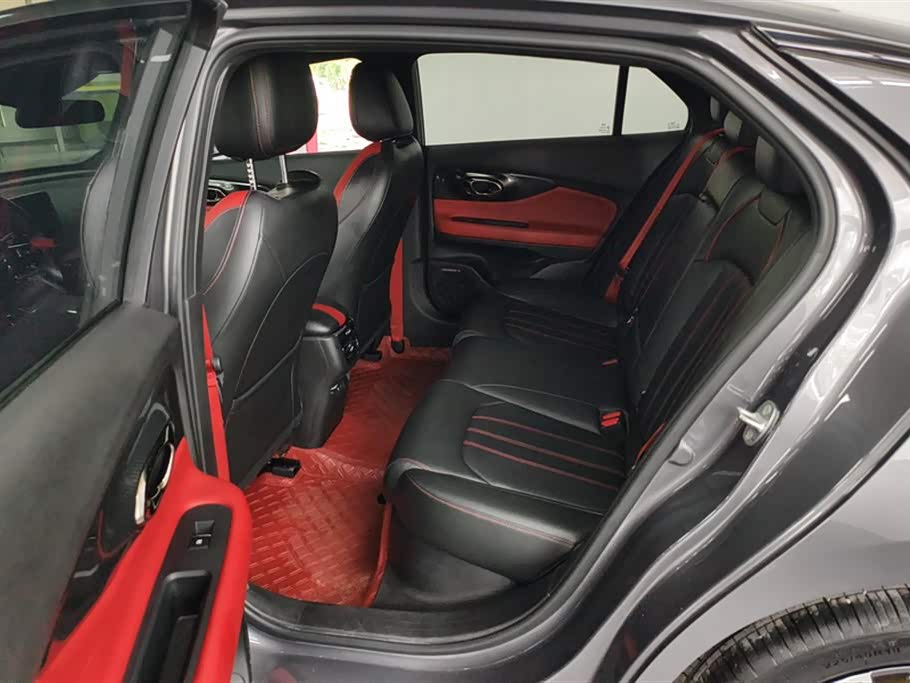 Trumpchi Shadow Leopard