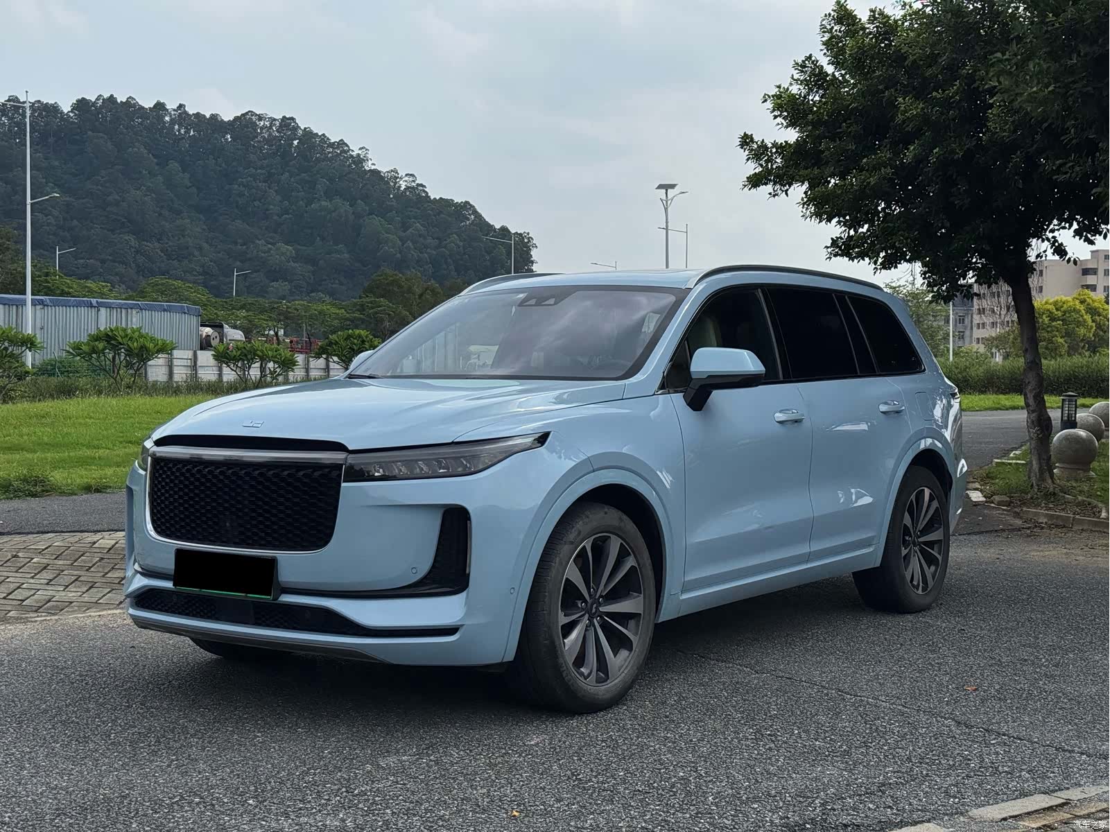 Li Auto ONE, 2020 1