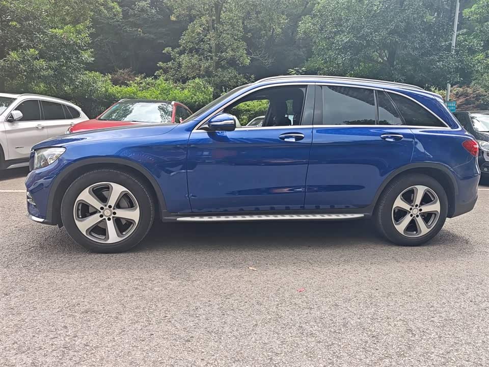 Mercedes-Benz GLC Mercedes-Benz GLC