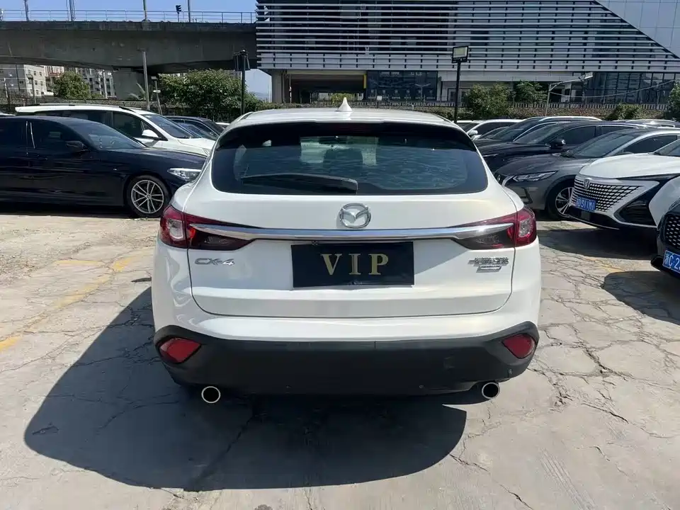 Mazda CX-4