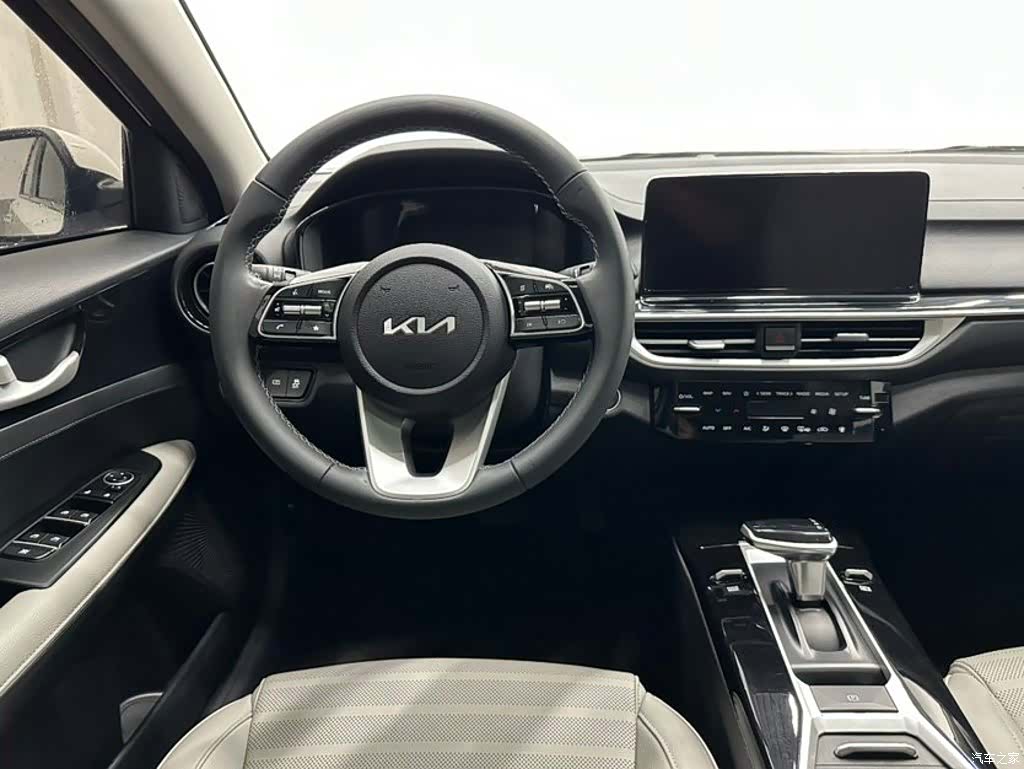 Kia K3, 2023 11