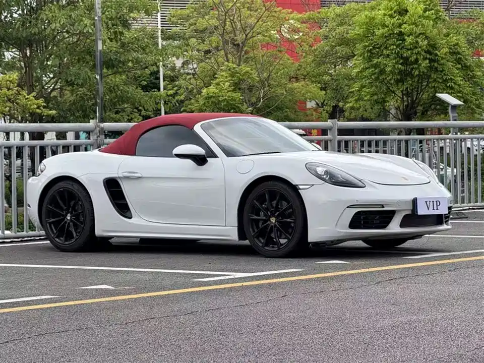 Porsche 718