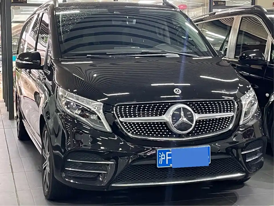 Mercedes-Benz V-class