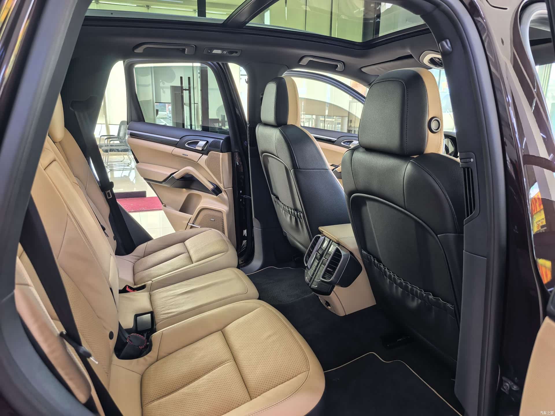 Porsche Cayenne, 2014 9