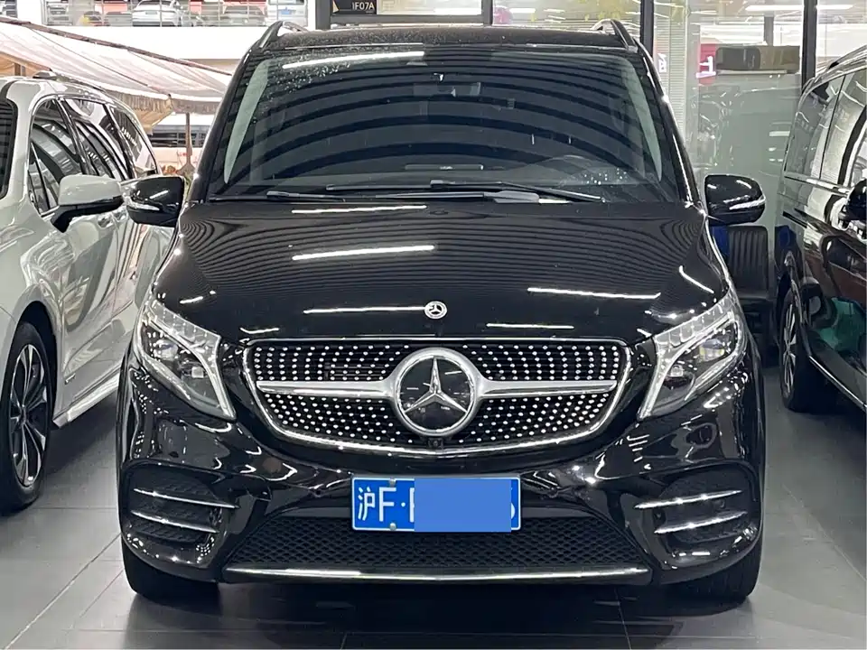 Mercedes-Benz V-class