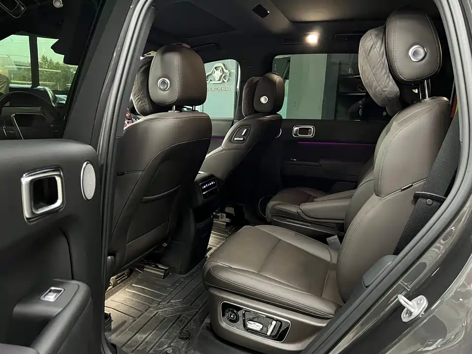 Li Auto Ideal L8