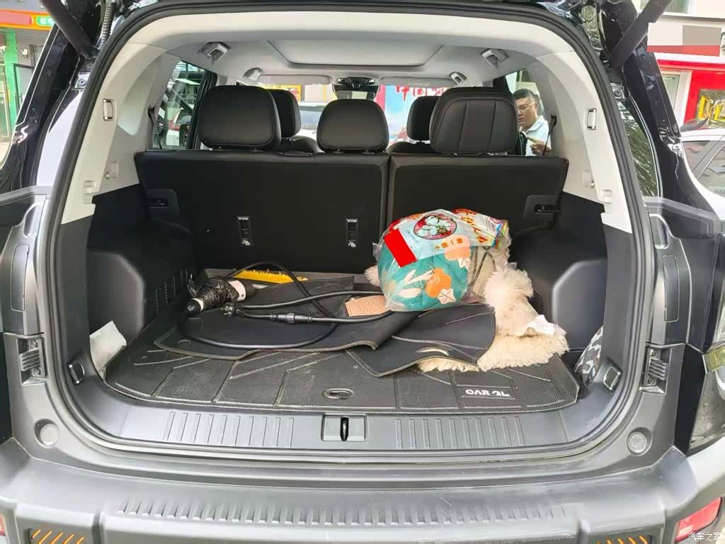 Jetour Discovery, 2025 10
