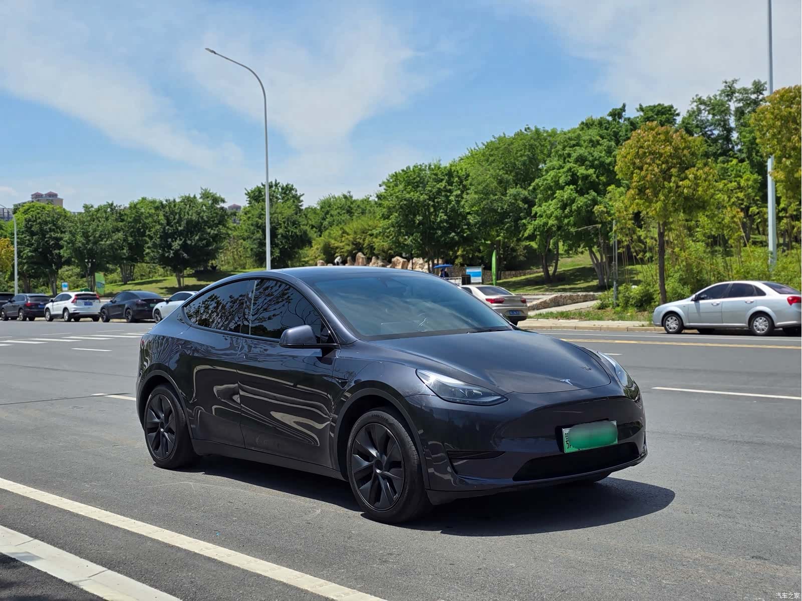 Tesla Model Y, 2024 3