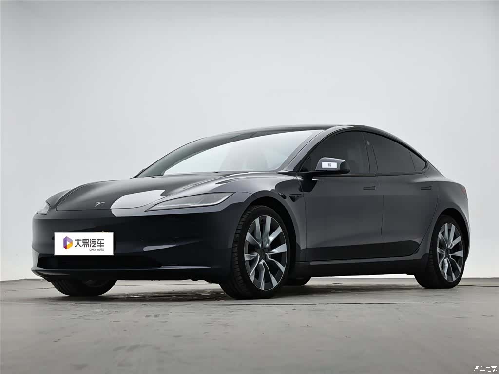 Tesla Model 3, 2024 1