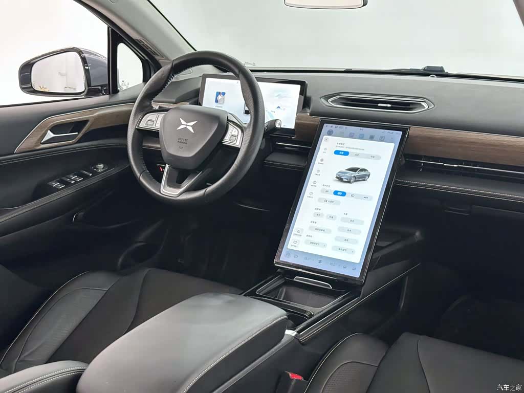 Xpeng P5, 2022 13