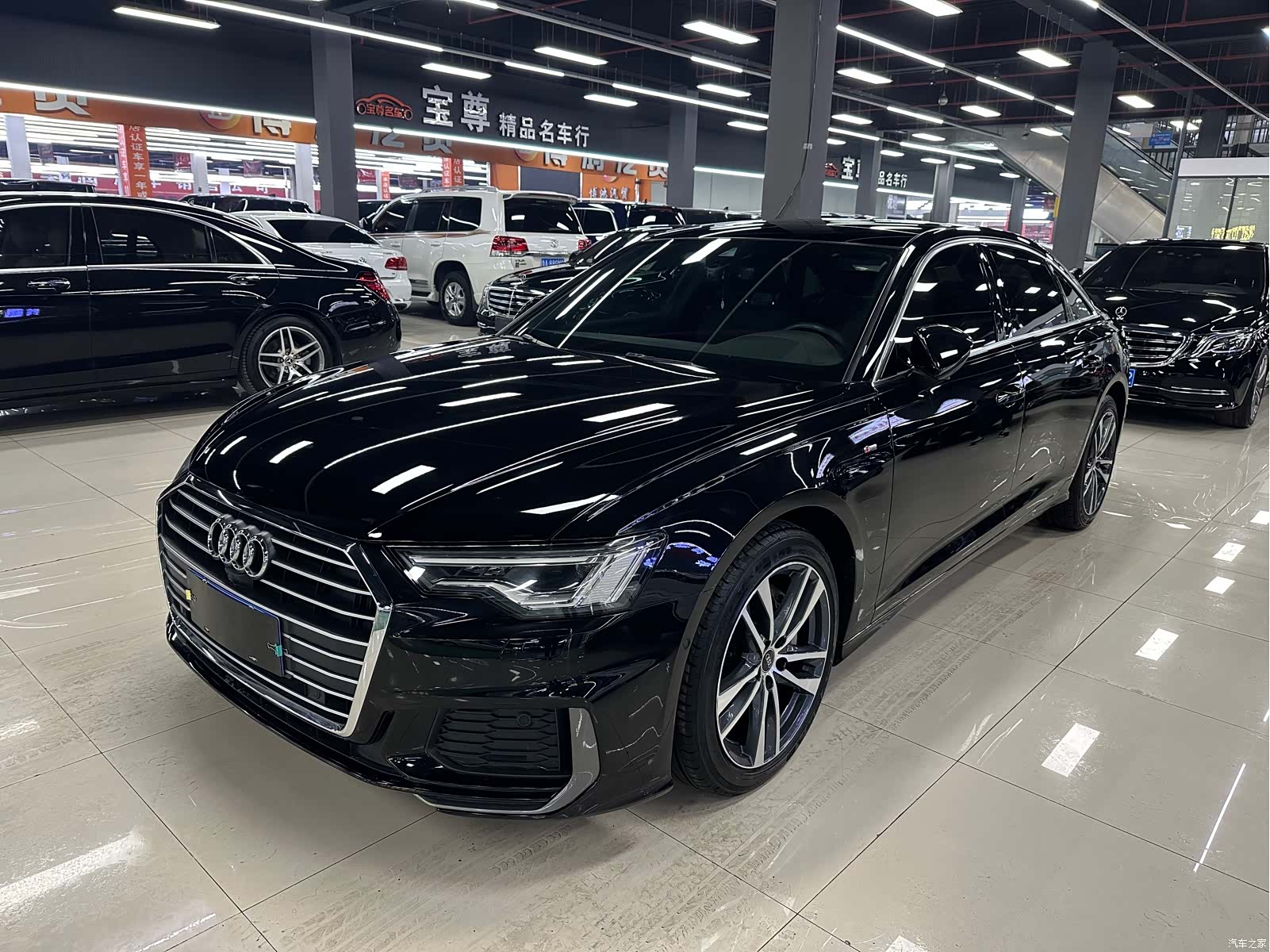 Audi A6L, 2022 3