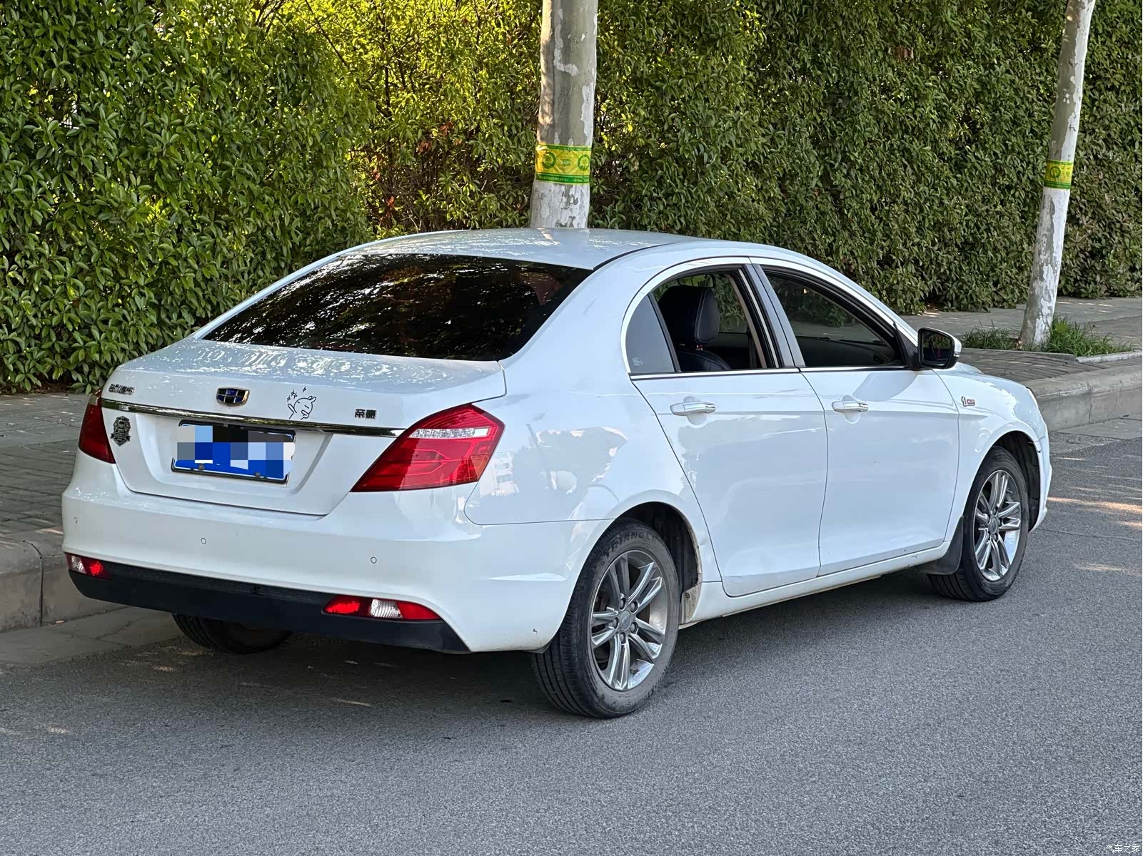 Geely Emgrand, 2017 7
