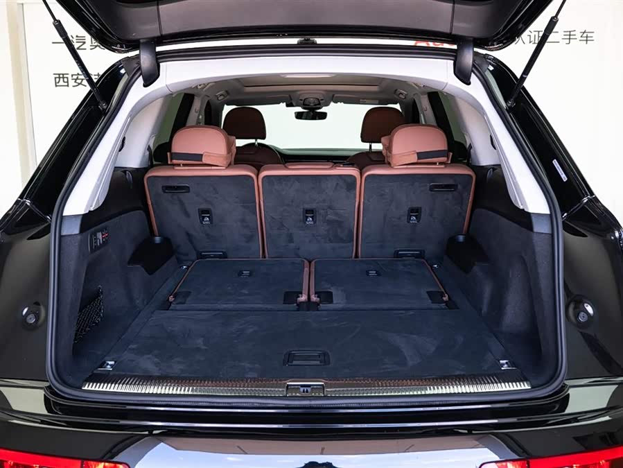 Audi Q7 2023, фото 9