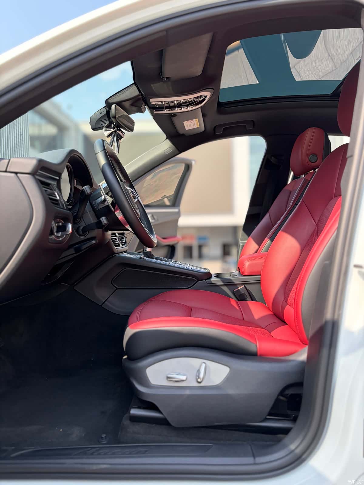 Porsche Macan, 2021 8