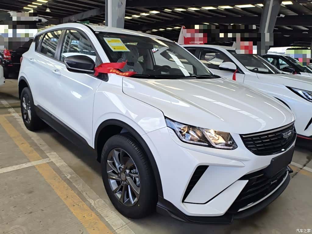 Geely Coolray, 2026 4