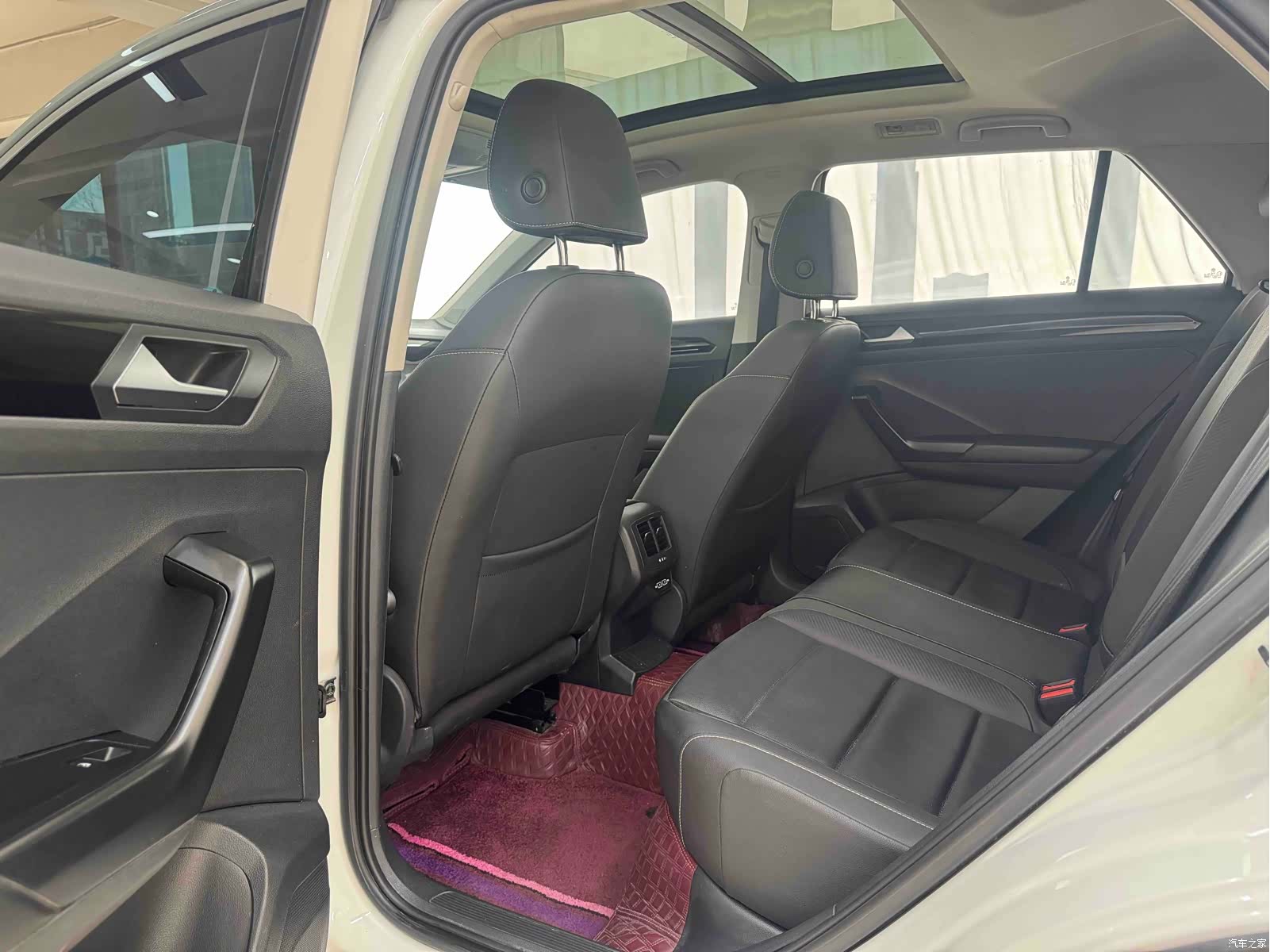Volkswagen T-ROC, 2021 8