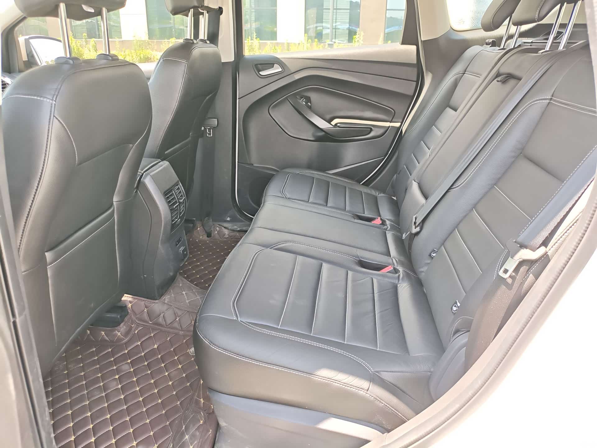 Ford Kuga, 2017 8