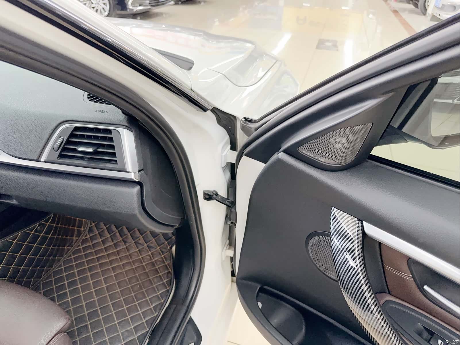BMW 3 Series, 2018 14