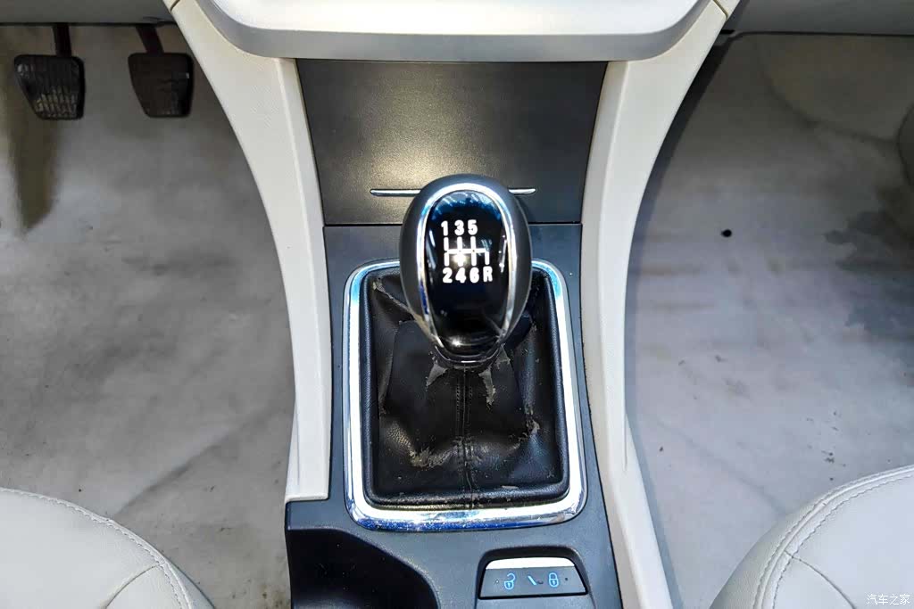 Geely Emgrand, 2015 16