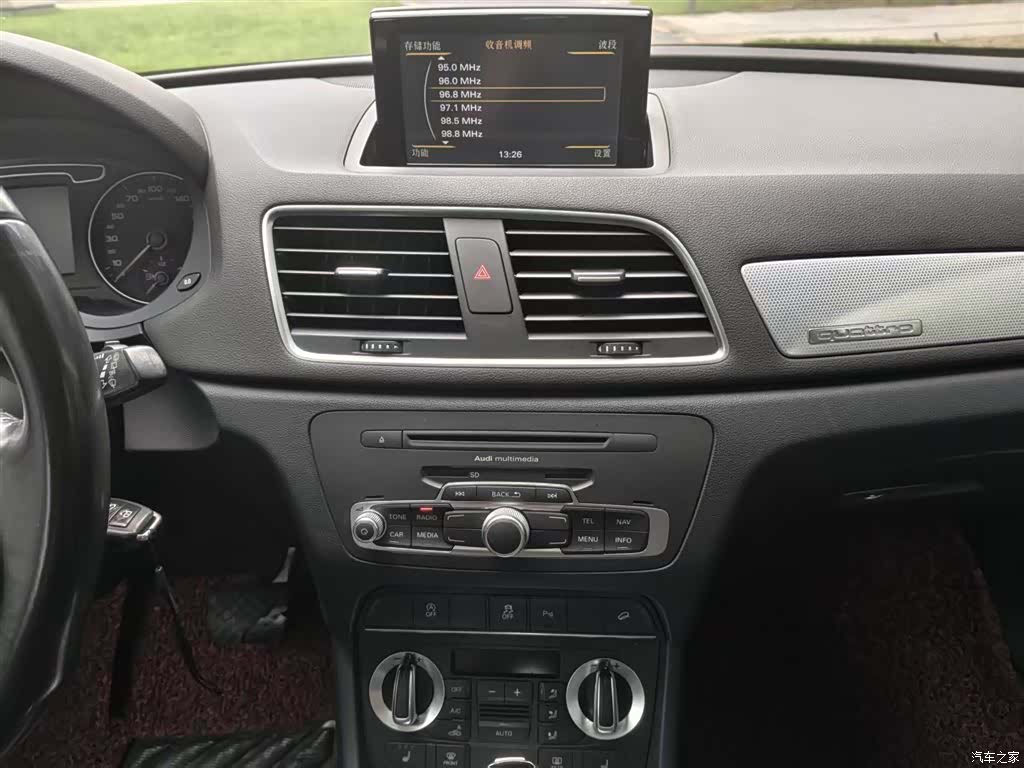 Audi Q3, 2015 13