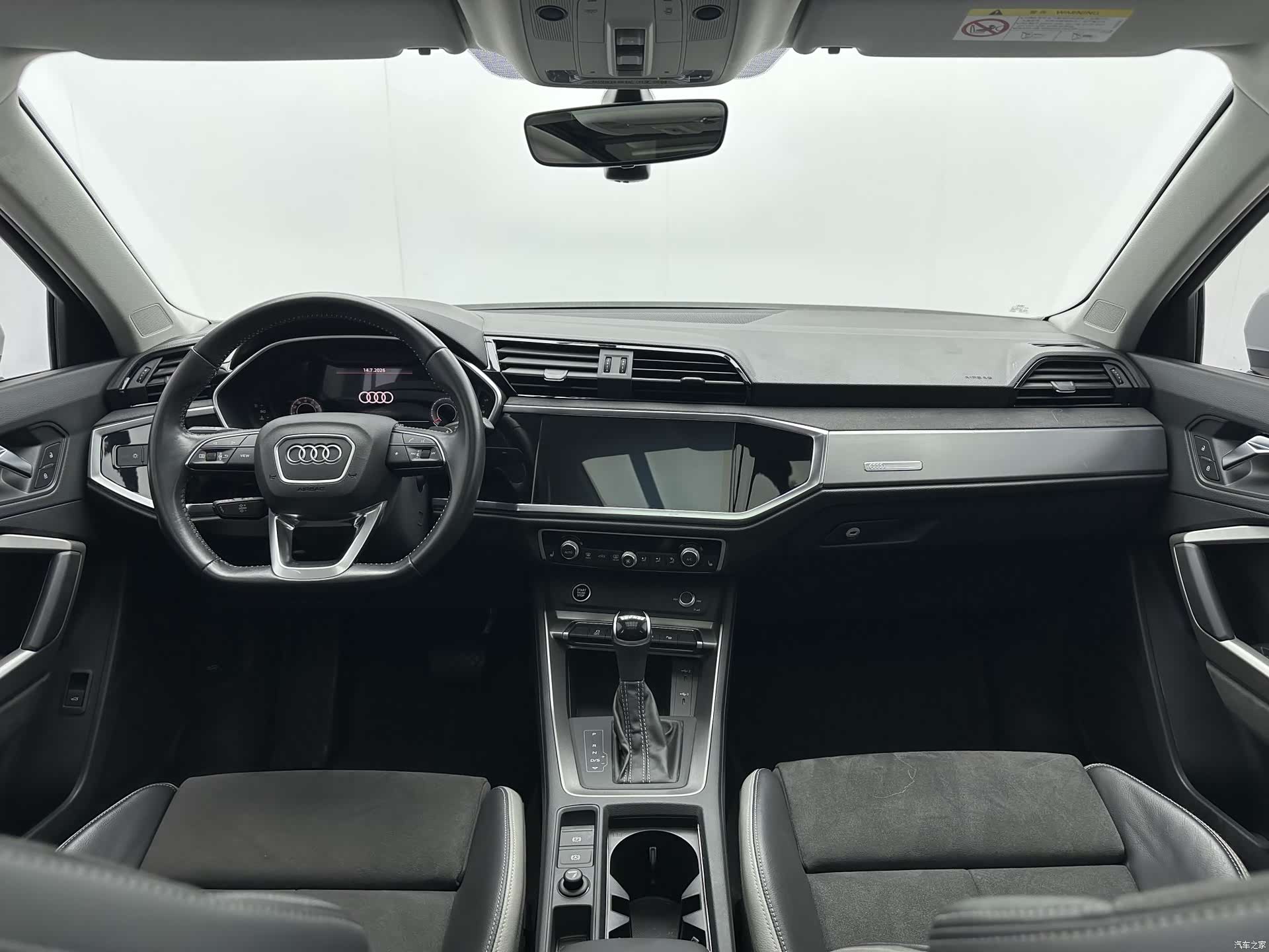 Audi Q3, 2022 7
