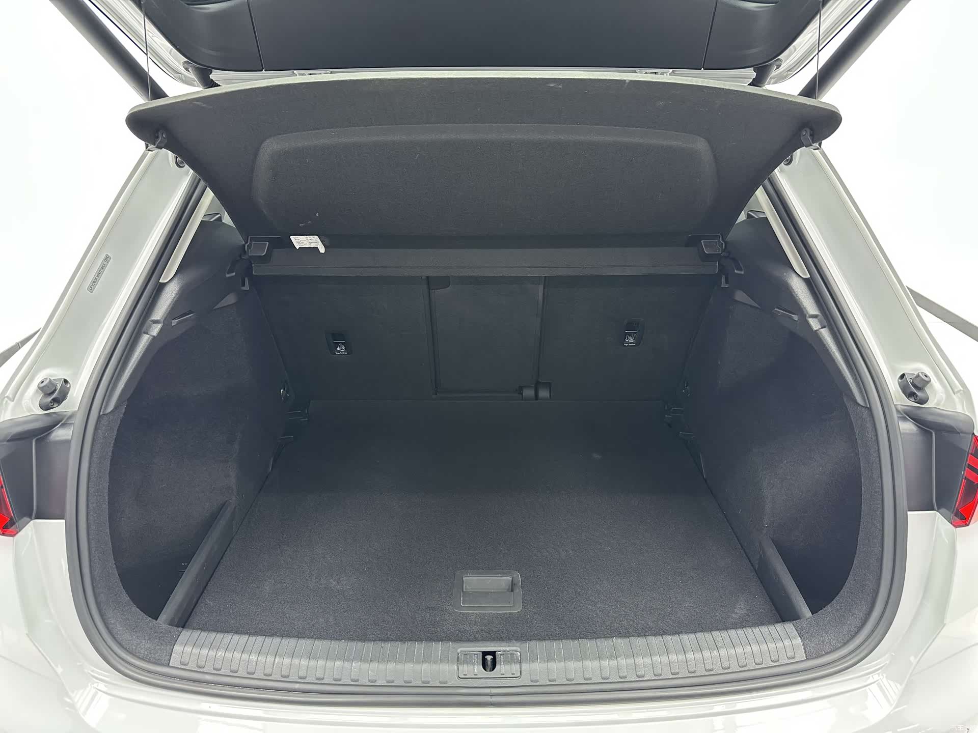 Audi Q3, 2022 18