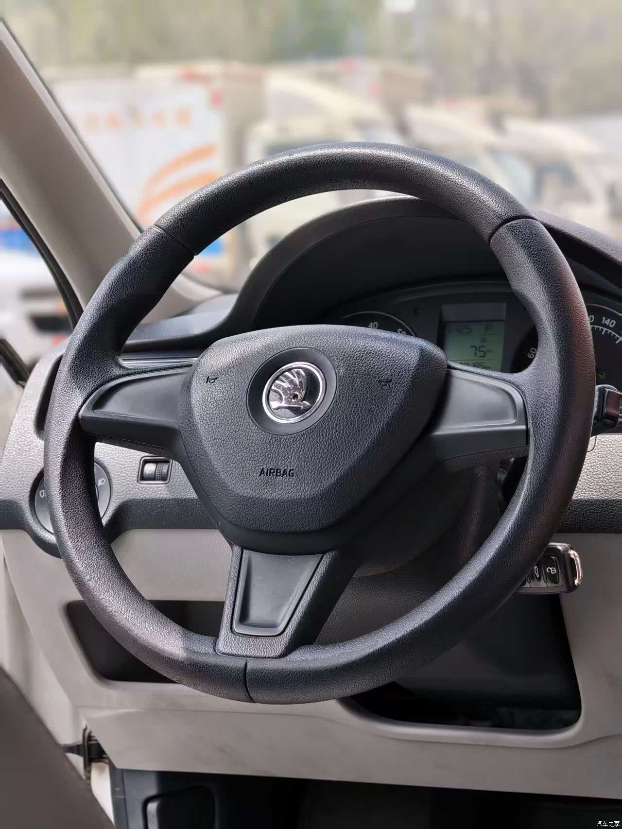 Skoda Rapid, 2017 7