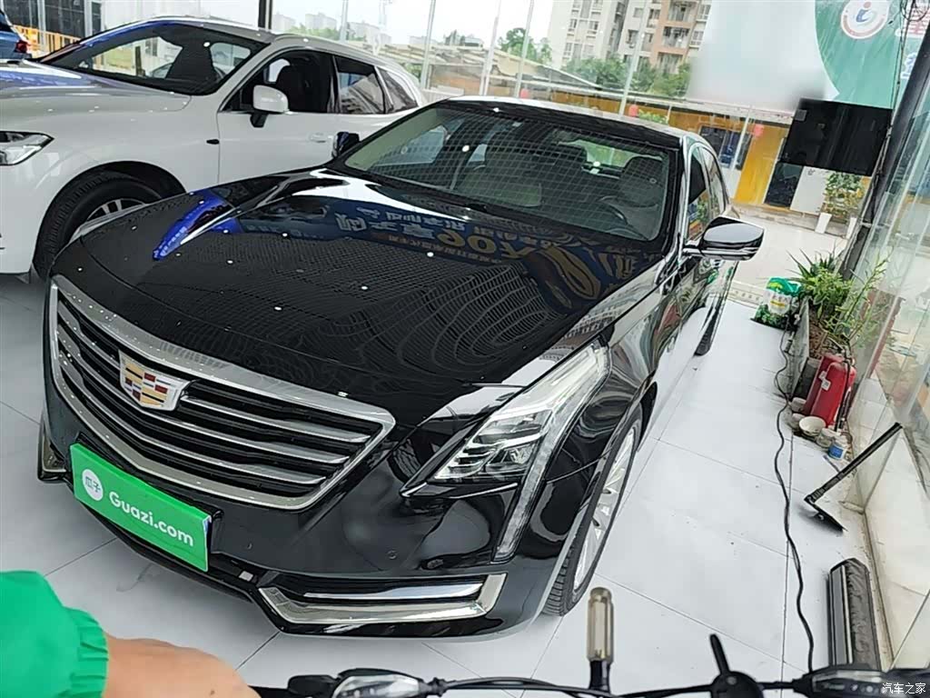 Cadillac CT6, 2018 2
