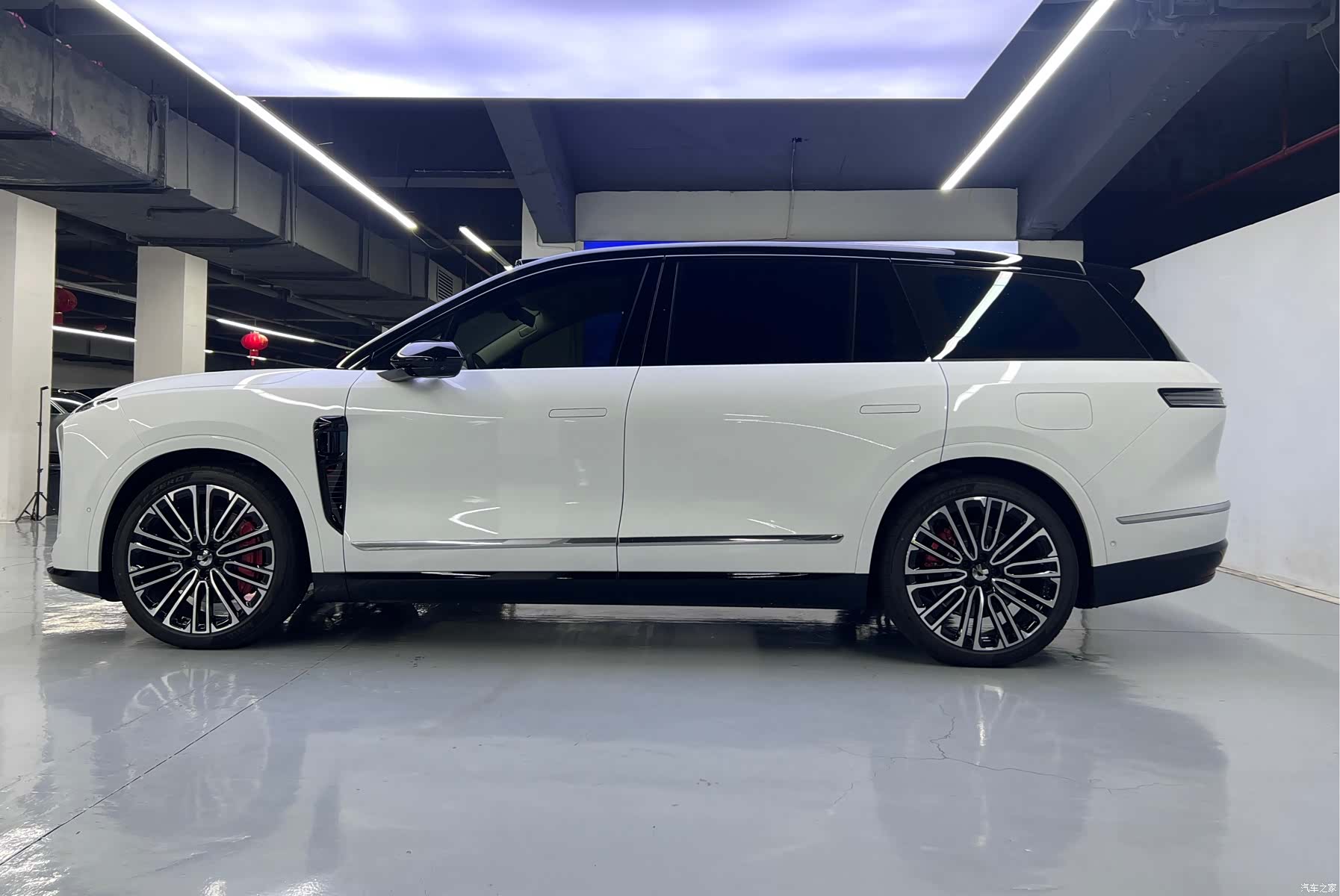 NIO ES8, 2026 4