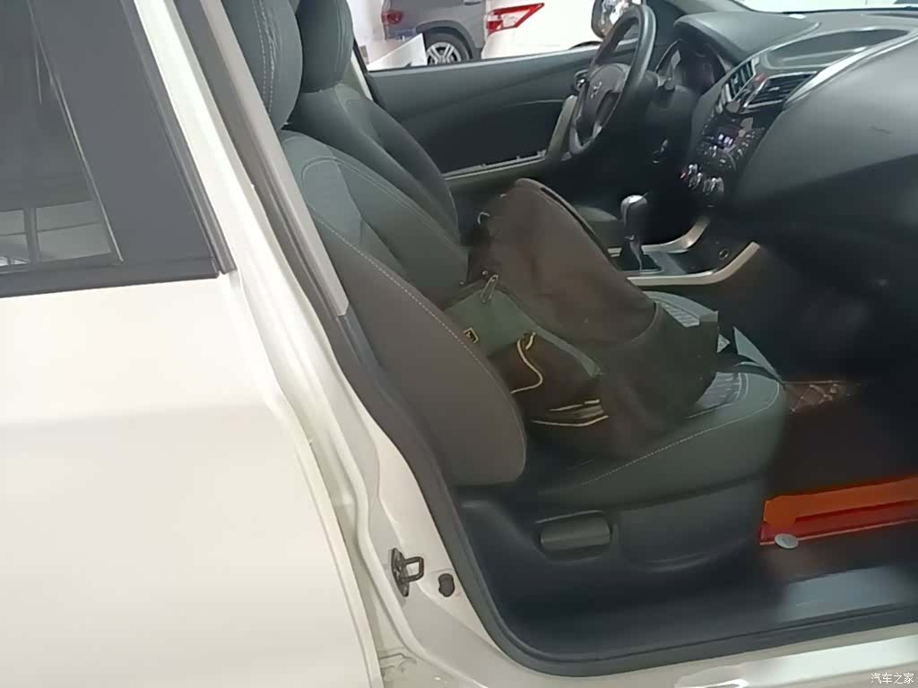 Haima S5, 2016 25