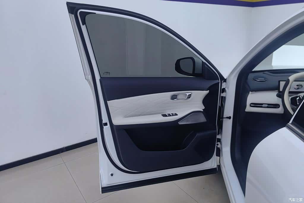Geely 7, 2025 7