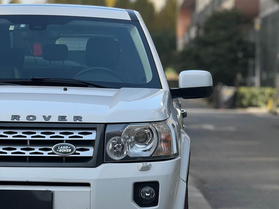 Land Rover Freelander 2