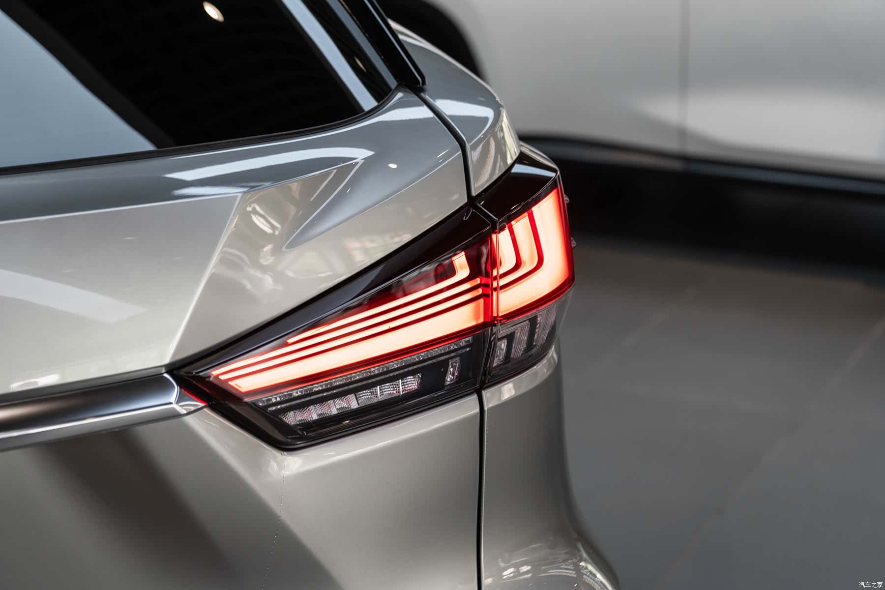 Lexus RX, 2023 7