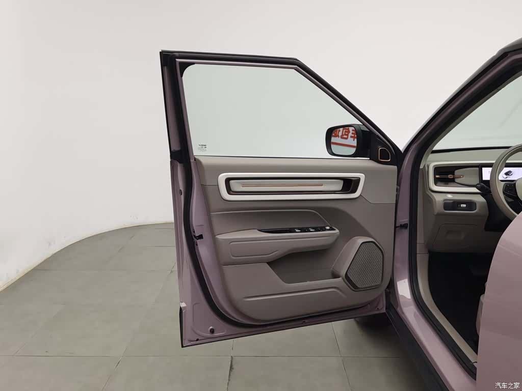 Geely Icon, 2025 8