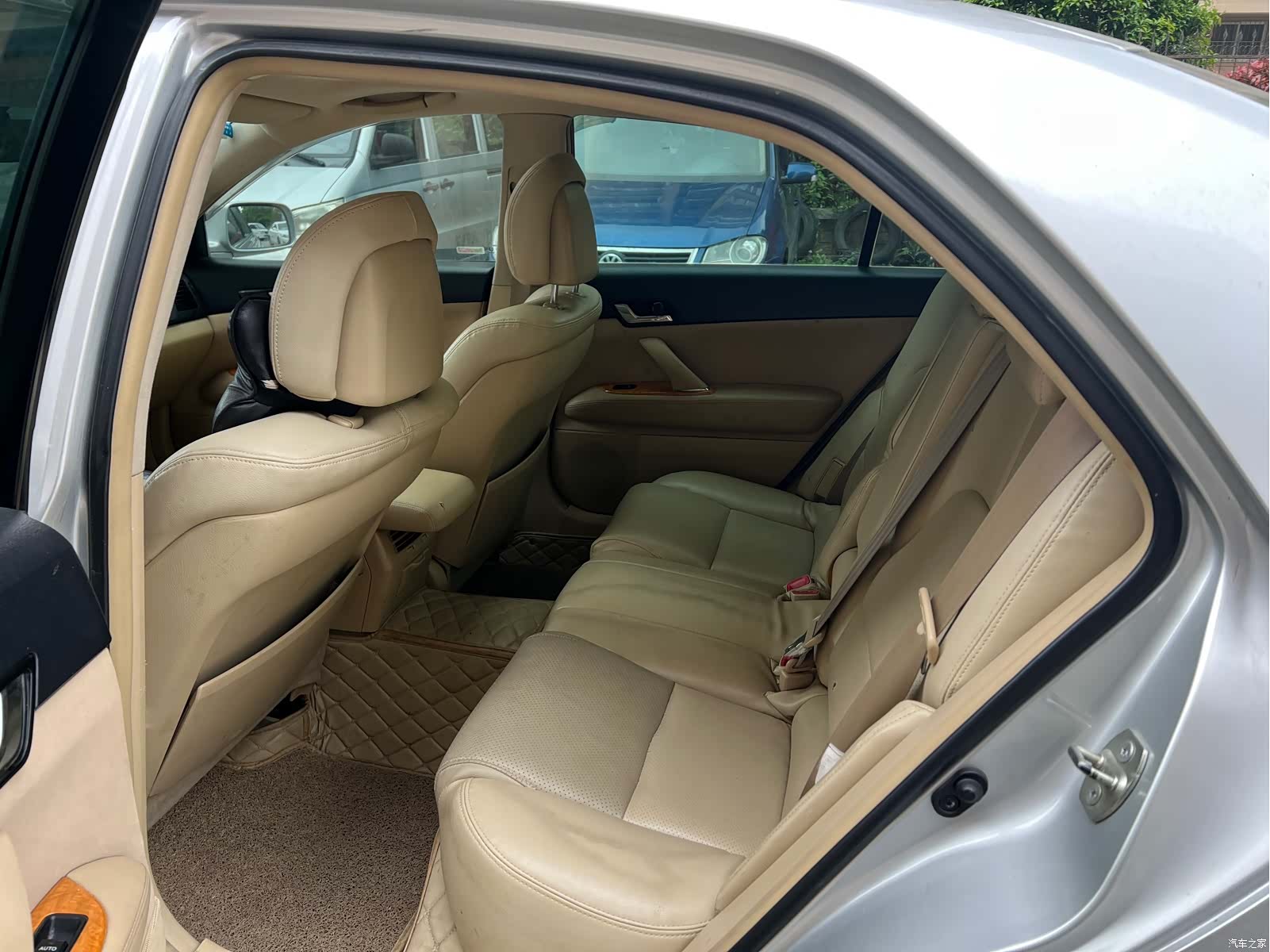 Toyota 2.5V, 2007 6