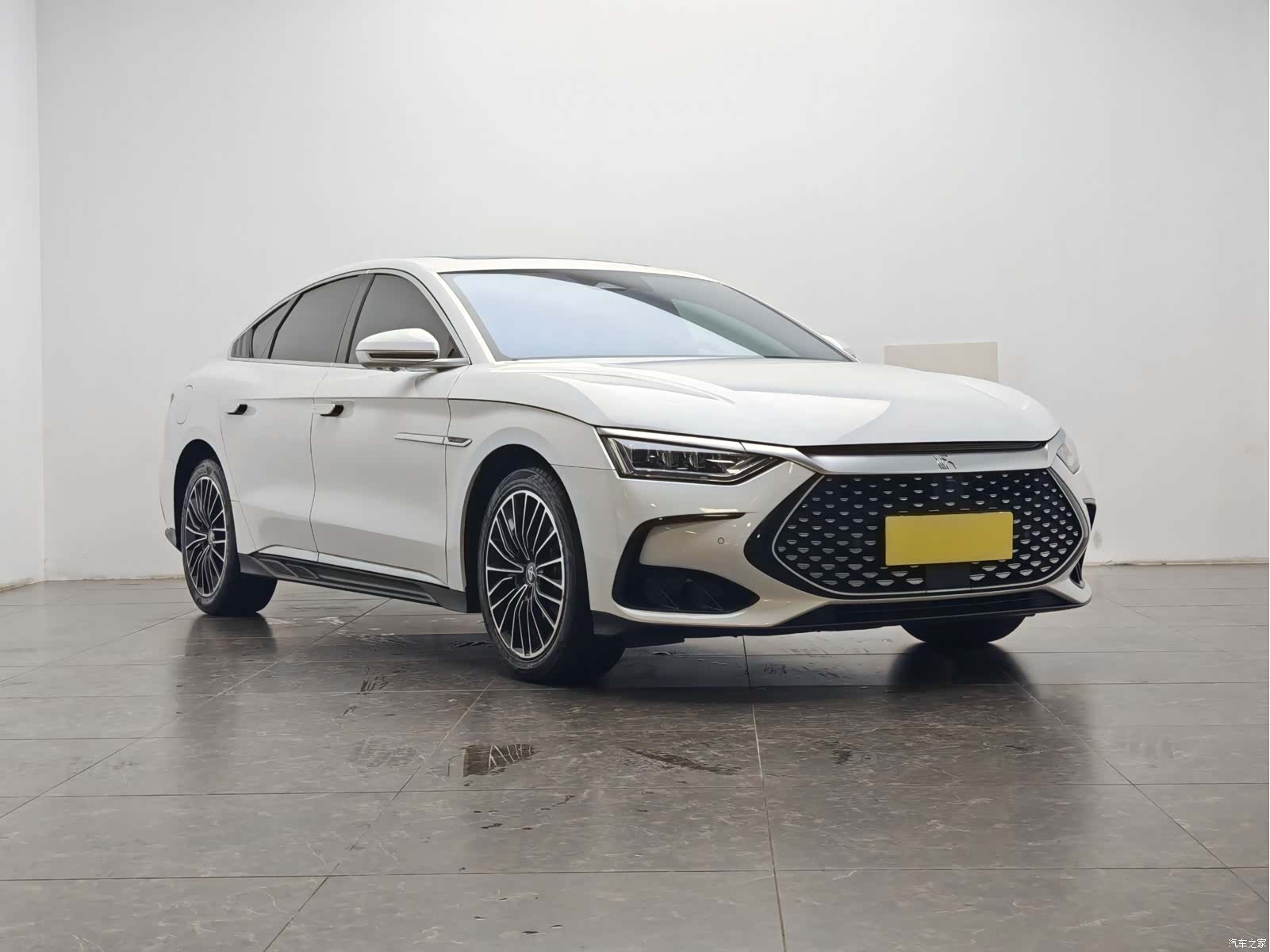 BYD Han, 2023 2