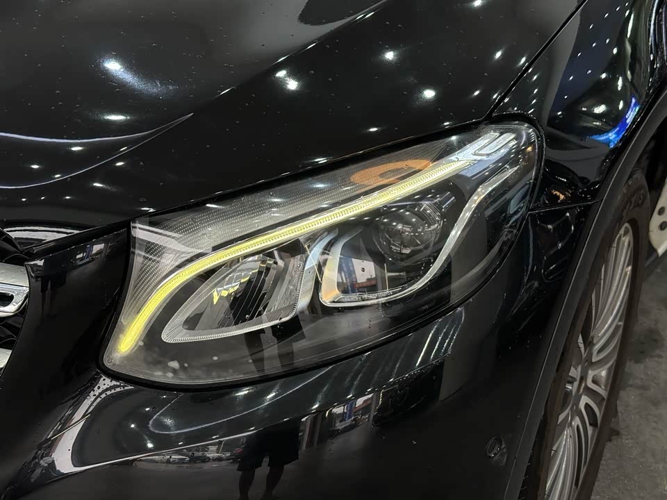 Mercedes-Benz GLC Mercedes-Benz GLC