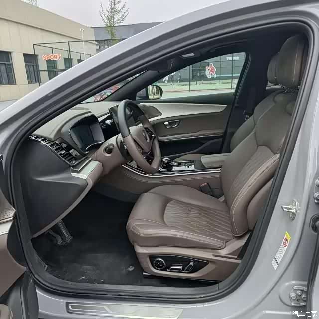 BYD Han, 2025 4