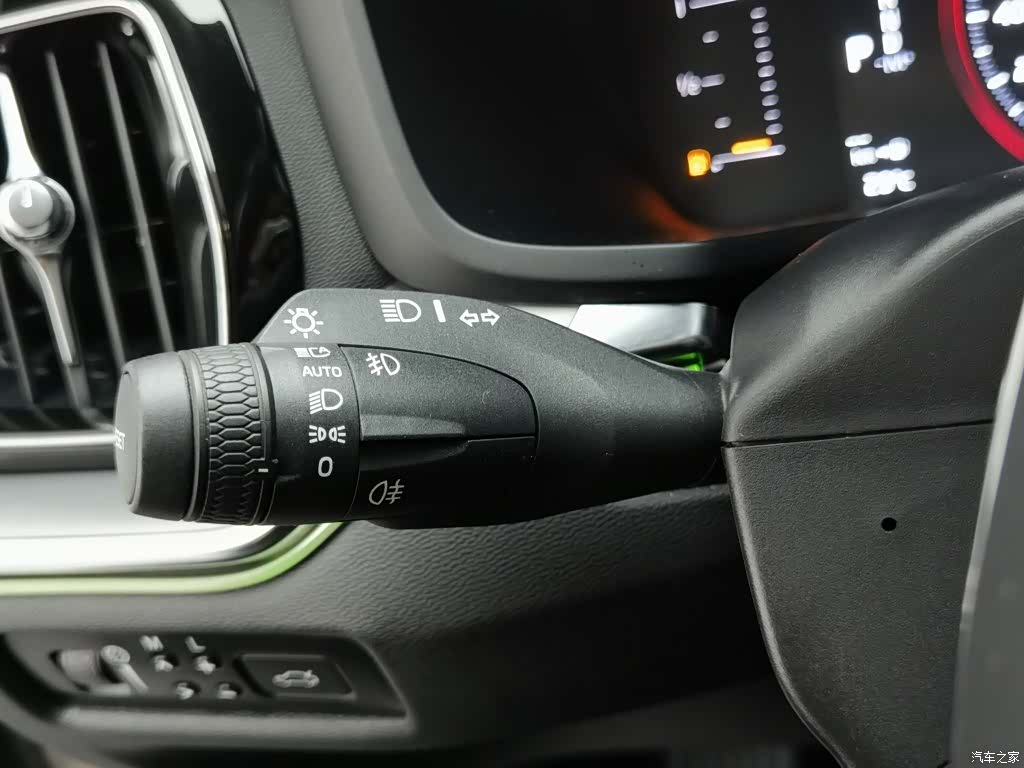 Volvo S60, 2021 21